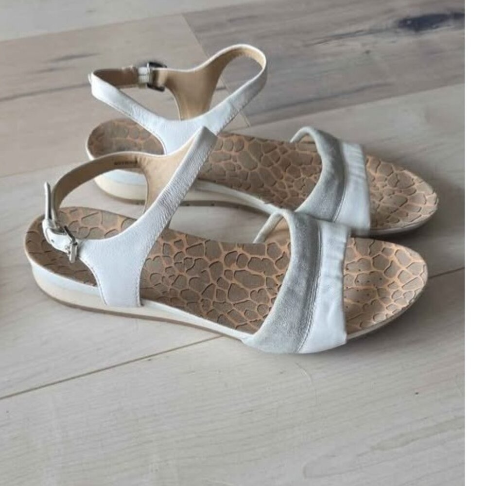 Geox Strappy Sandal  Sz 8.5 - 9